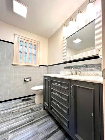 44 Rivercrest DR, Portsmouth, VA 23701