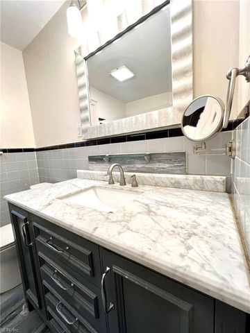 44 Rivercrest DR, Portsmouth, VA 23701