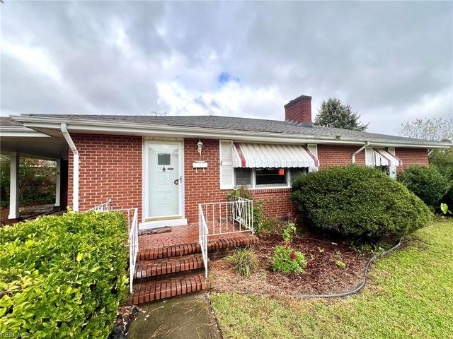 44 Rivercrest DR, Portsmouth, VA 23701