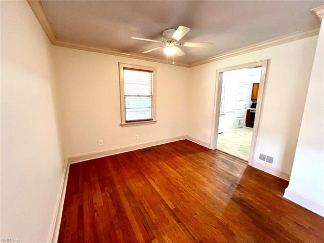 44 Rivercrest DR, Portsmouth, VA 23701