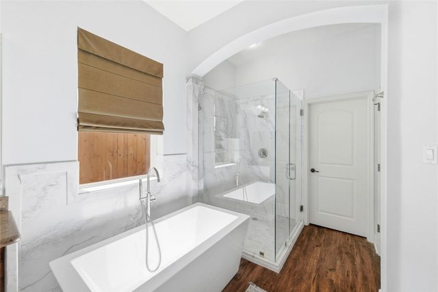 7220 Mitra DR, Austin, TX 78739