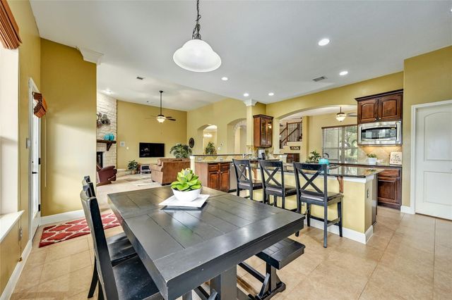 7220 Mitra DR, Austin, TX 78739