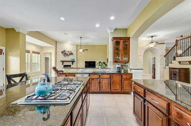 7220 Mitra DR, Austin, TX 78739