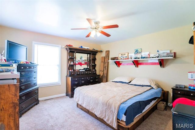 54 County Road 3160, Salem, MO 65560