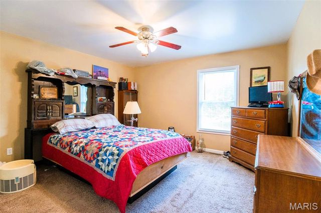 54 County Road 3160, Salem, MO 65560