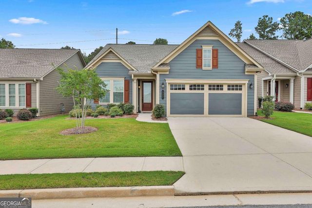 527 Hazelnut Drive, Peachtree City, GA 30269