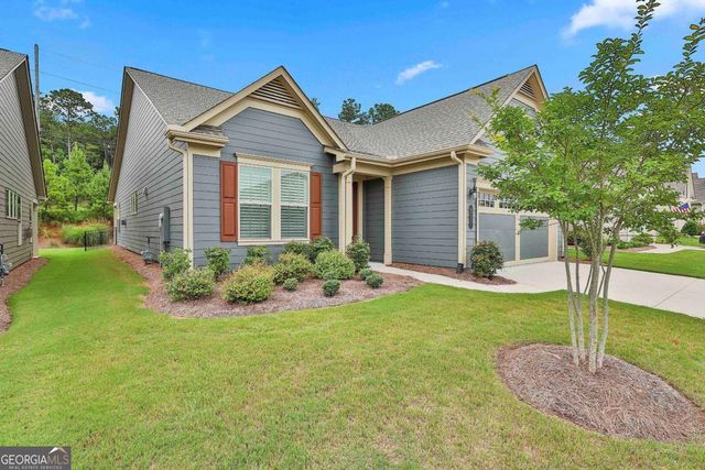 527 Hazelnut Drive, Peachtree City, GA 30269
