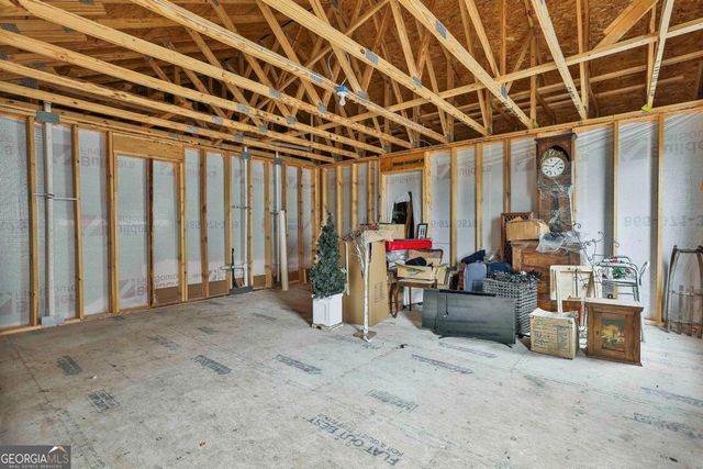 527 Hazelnut Drive, Peachtree City, GA 30269