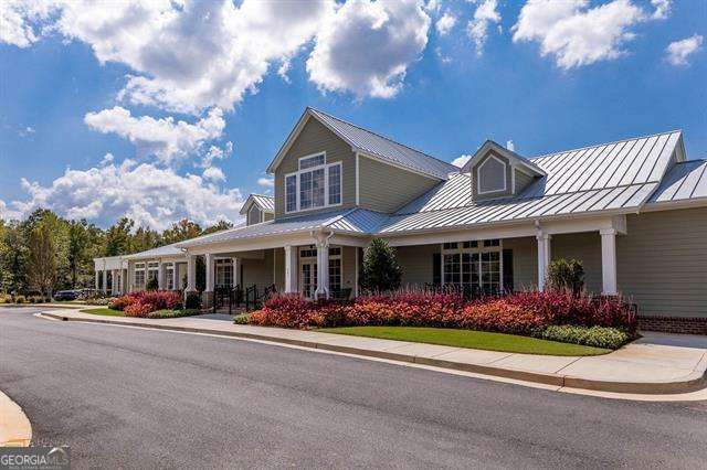 527 Hazelnut Drive, Peachtree City, GA 30269