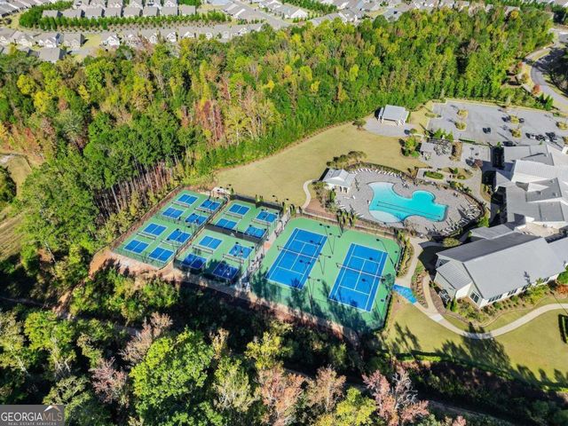 527 Hazelnut Drive, Peachtree City, GA 30269