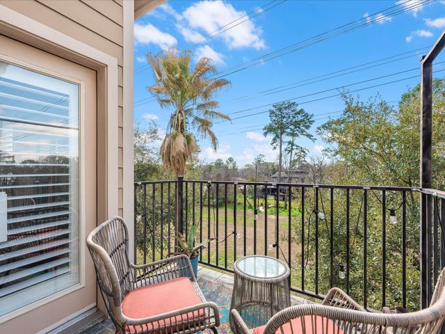 905 Garden Oaks Terrace, Houston, TX 77018