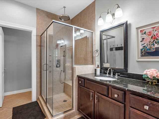 905 Garden Oaks Terrace, Houston, TX 77018