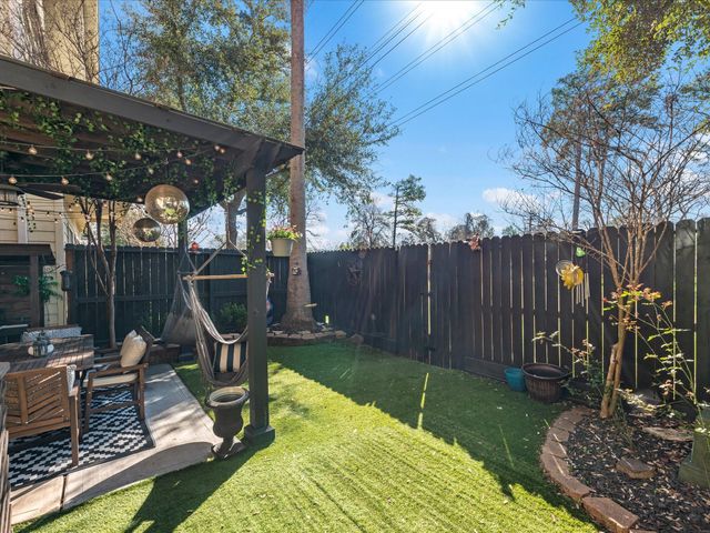 905 Garden Oaks Terrace, Houston, TX 77018
