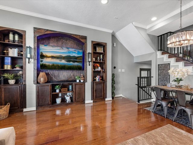 905 Garden Oaks Terrace, Houston, TX 77018