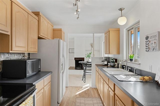 8401 W 64th Place, Arvada, CO 80004