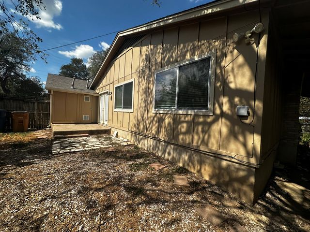 5403 West Gate BLVD B, Austin, TX 78745