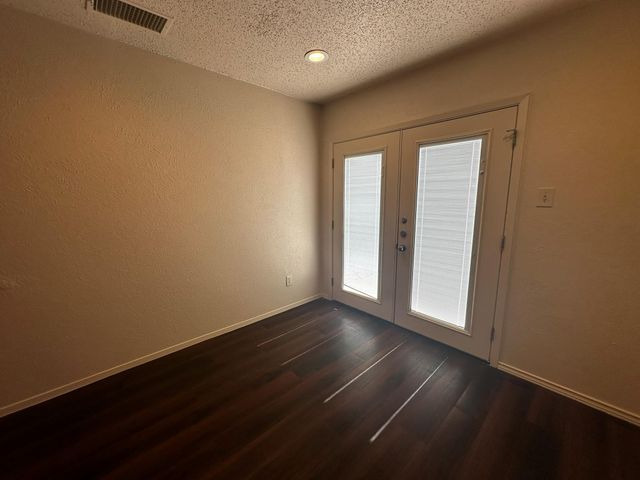5403 West Gate BLVD B, Austin, TX 78745