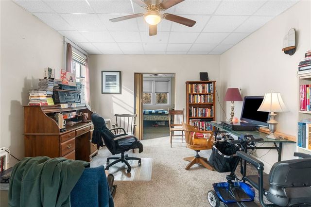 425 Braddock Rd, Forest Hills Boro, PA 15221