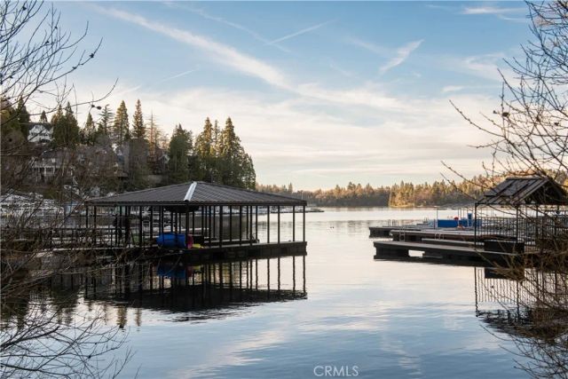 394 Ca-173, Lake Arrowhead, CA 92352