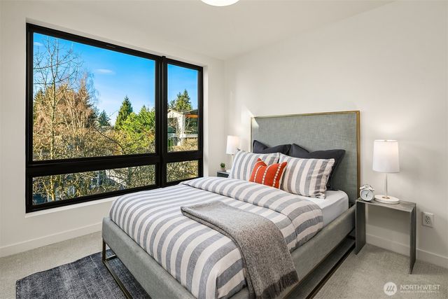 413 99th Avenue NE, Bellevue, WA 98004