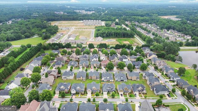 663 Warm Springs Court, Loganville, GA 30052