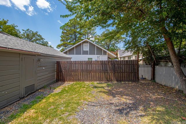 1801 N Polk, Little Rock, AR 72207
