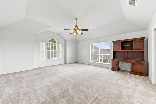 3936 Gillespie Drive, Carrollton, TX 75010