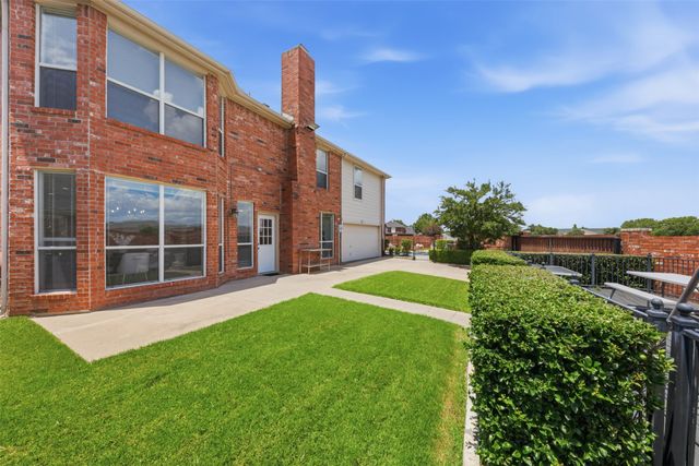3936 Gillespie Drive, Carrollton, TX 75010