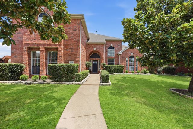 3936 Gillespie Drive, Carrollton, TX 75010