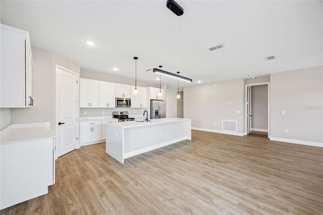 2145 RIVER HAWK LOOP, Winter Haven, FL 33880