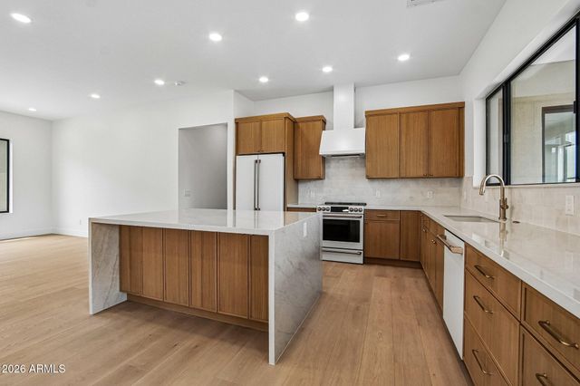 2246 E MANANA Road, New River, AZ 85087