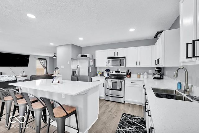 2253 Edgewater, Plainfield, IN 46168