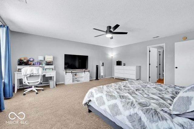 2253 Edgewater, Plainfield, IN 46168