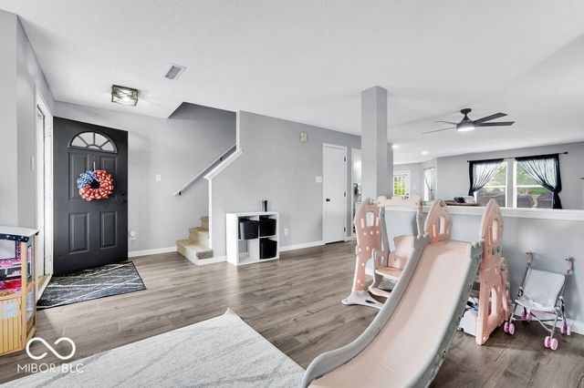 2253 Edgewater, Plainfield, IN 46168