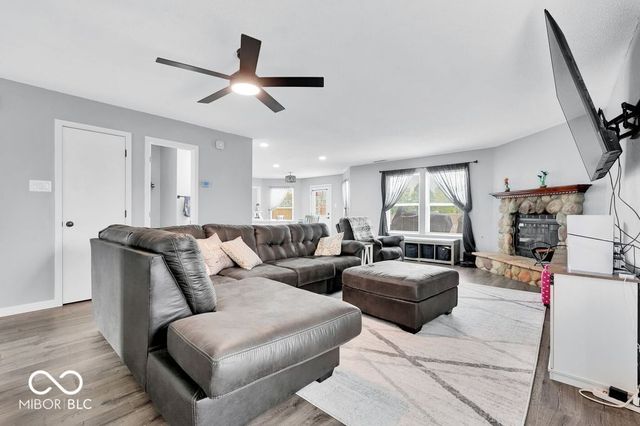 2253 Edgewater, Plainfield, IN 46168