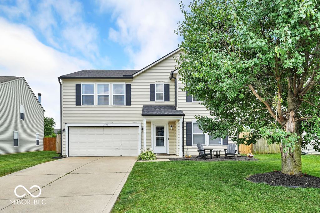 2253 Edgewater, Plainfield, IN 46168