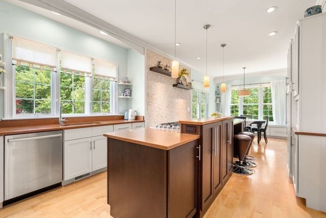 69 Rachael Terrace, Westfield, MA 01085