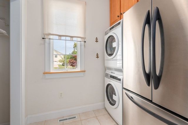 69 Rachael Terrace, Westfield, MA 01085