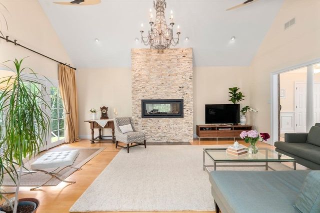 69 Rachael Terrace, Westfield, MA 01085