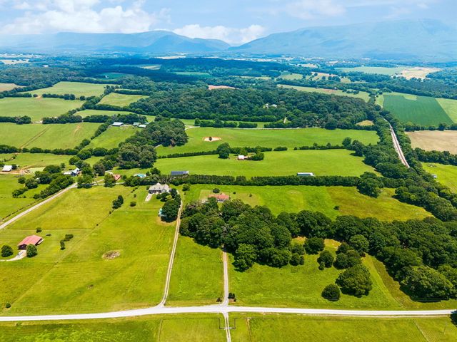 133 Columbus Landing, Delano, TN 37325