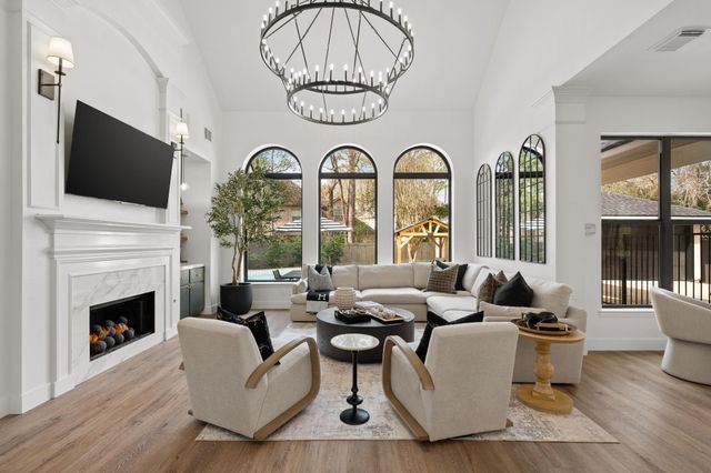 35 Dewdrift Place, The Woodlands, TX 77382