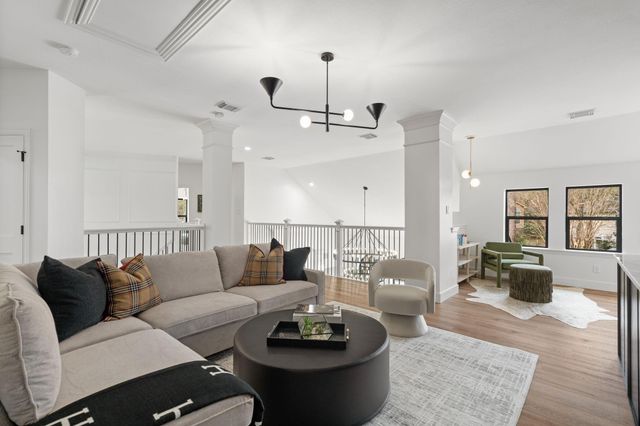 35 Dewdrift Place, The Woodlands, TX 77382