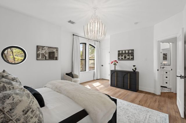 35 Dewdrift Place, The Woodlands, TX 77382