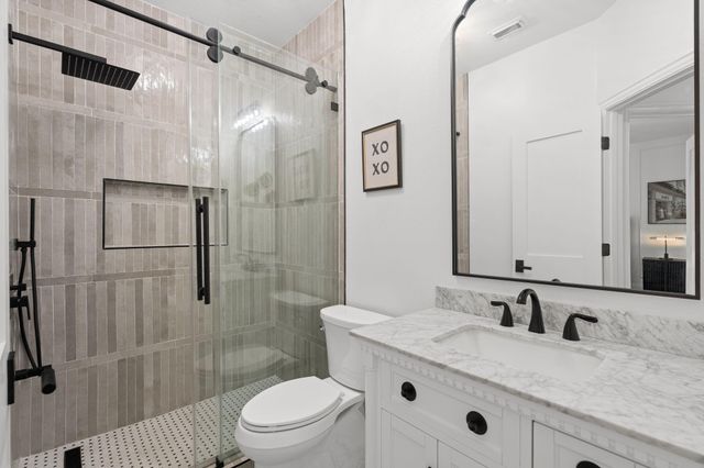 35 Dewdrift Place, The Woodlands, TX 77382