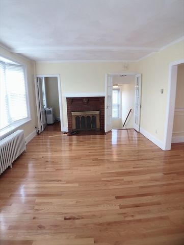 31 Gilbert Rd 2, Belmont, MA 02478