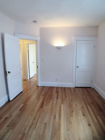 31 Gilbert Rd 2, Belmont, MA 02478