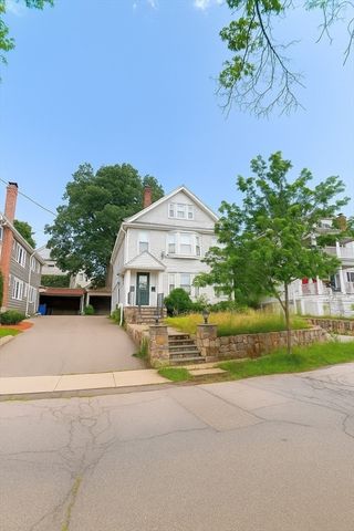 31 Gilbert Rd 2, Belmont, MA 02478
