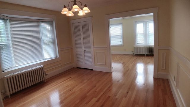 31 Gilbert Rd 2, Belmont, MA 02478