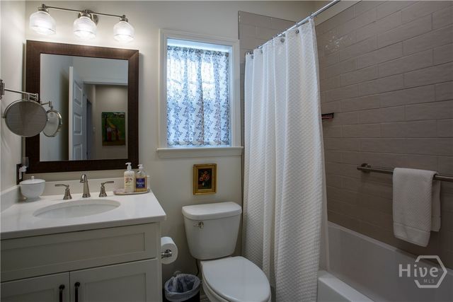 919 E Waldburg Street, Savannah, GA 31401