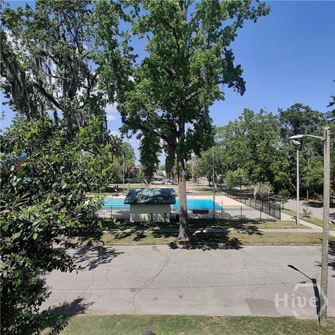919 E Waldburg Street, Savannah, GA 31401